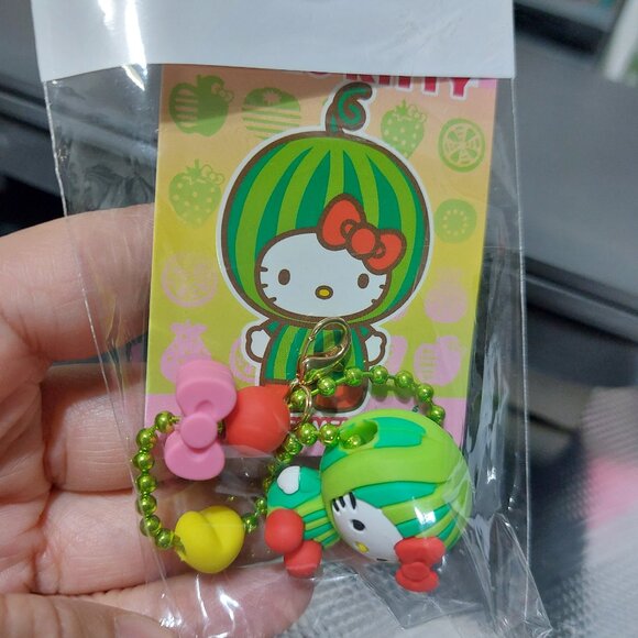 Hello Kitty Keyring Keychain Charm Bag Charm Mini Clip On Accessory 3 to Choose - Picture 6 of 13